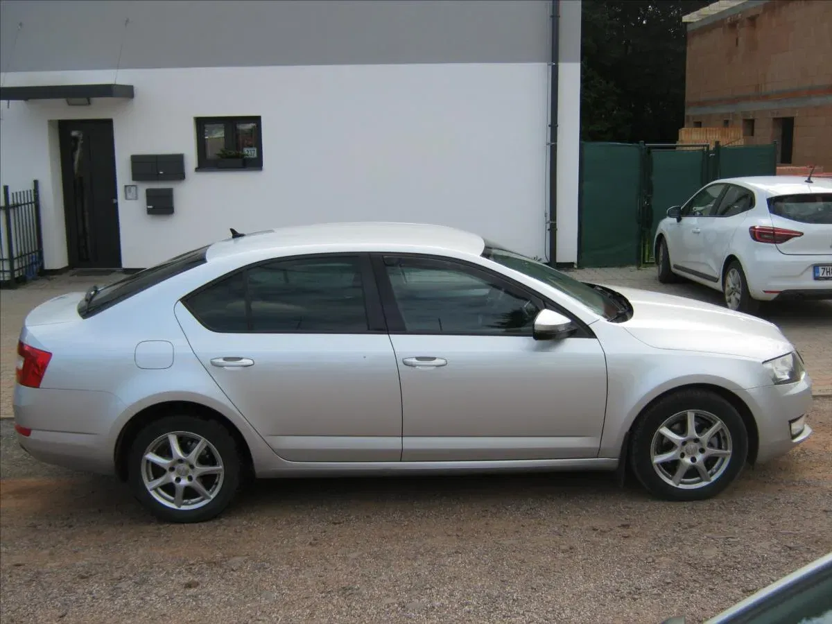 Škoda Octavia - Náhled 7