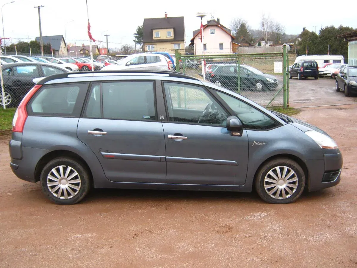 Citroën C4 Picasso - Náhled 7