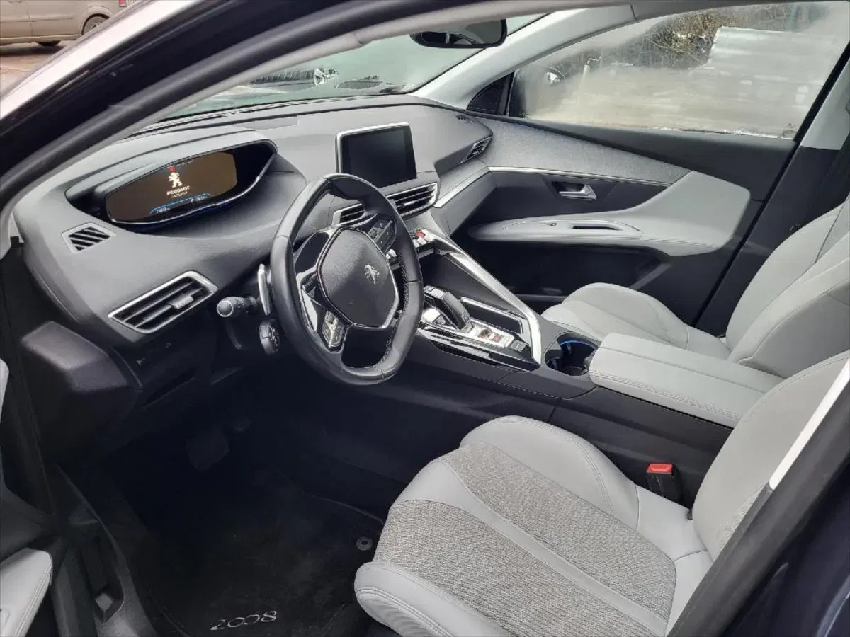 Peugeot 5008 - Náhled 6