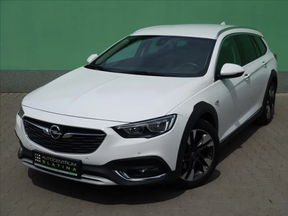 Opel Insignia - Náhled 2