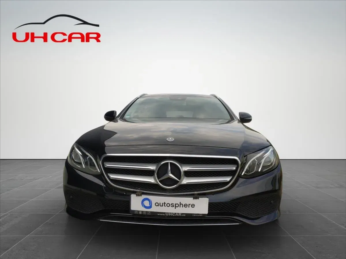 Mercedes-Benz Třídy E - Náhled 2