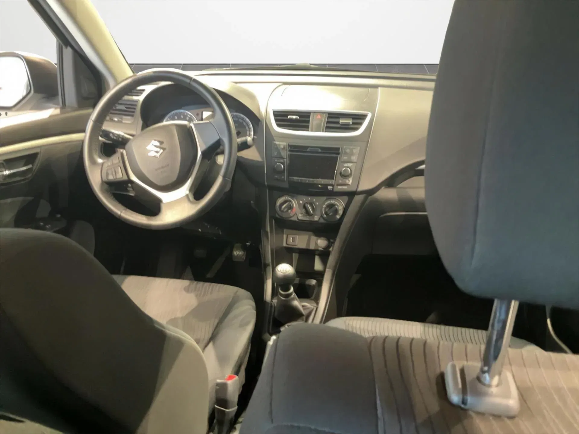 Suzuki Swift - Náhled 4