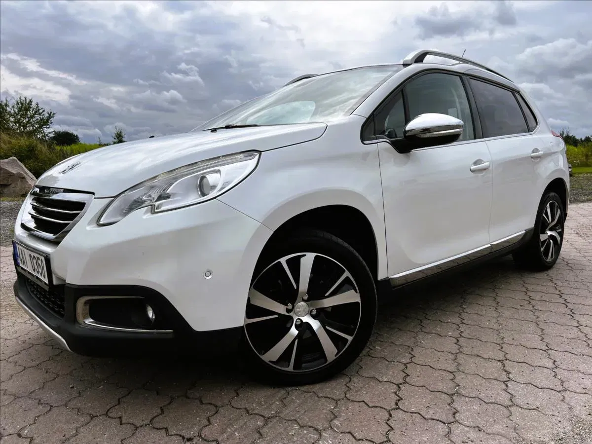 Peugeot 2008 1,6 HDi 84 kW ALLURE PANO,NAVI, 2014