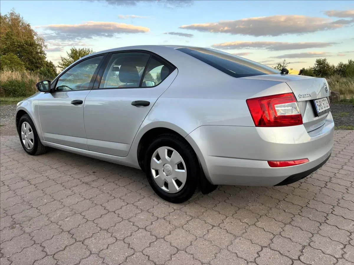 Škoda Octavia - Náhled 8