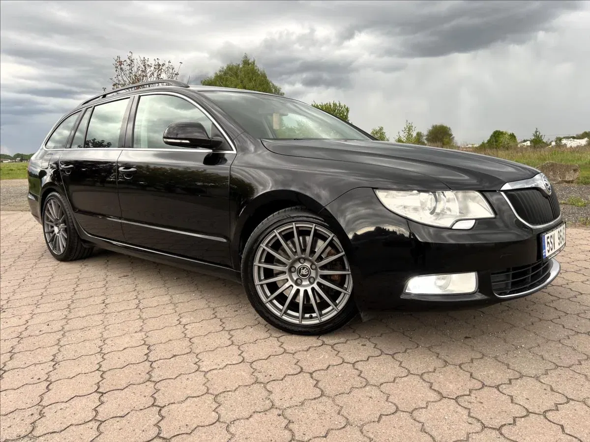 Škoda Superb 3,6 FSI 191kW 4x4 DSG, 2011