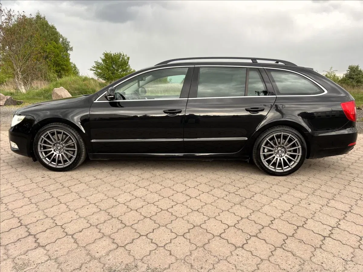 Škoda Superb - Náhled 5