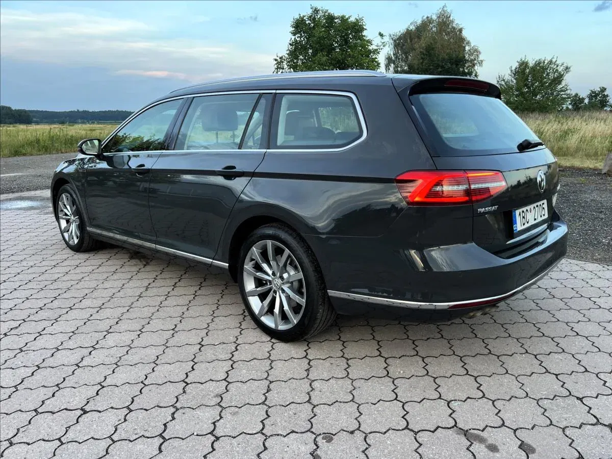 Volkswagen Passat - Náhled 8