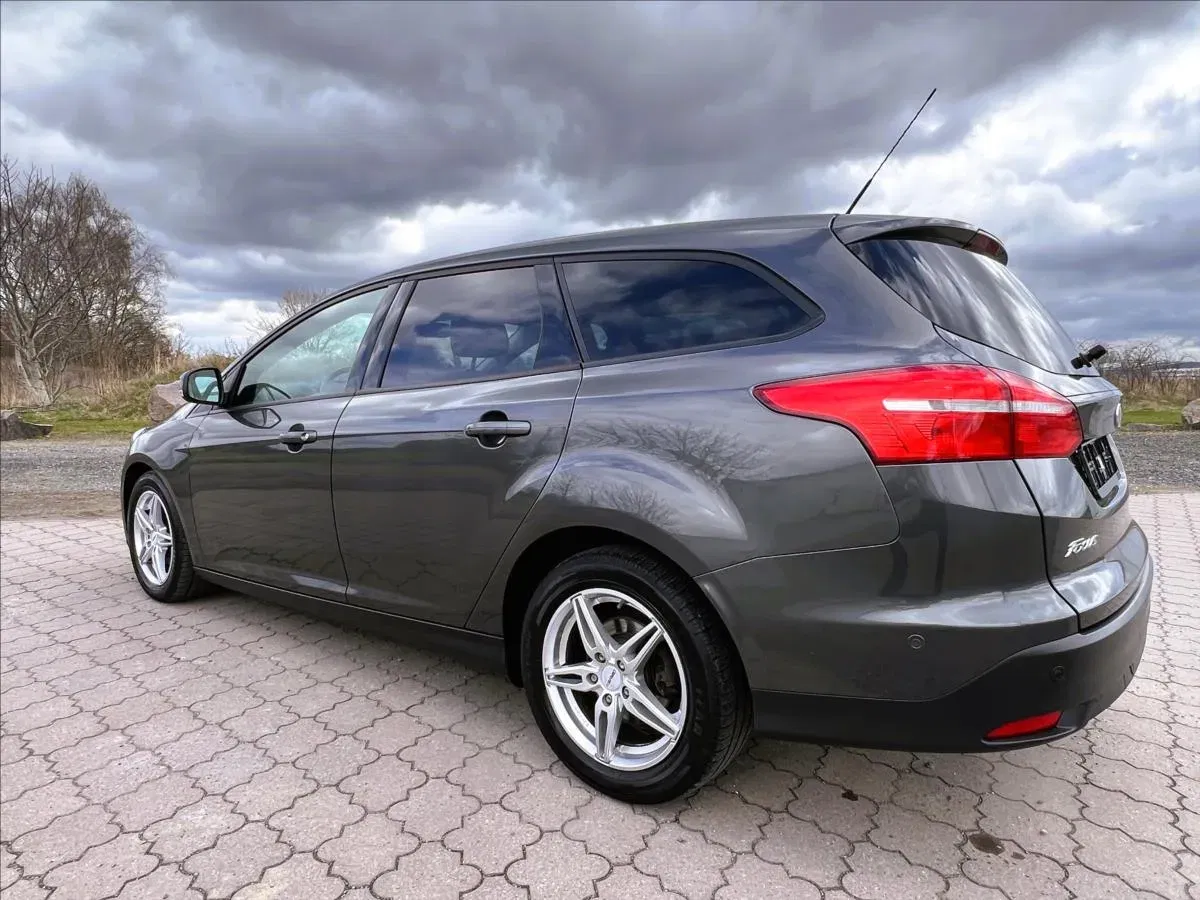 Ford Focus - Náhled 8