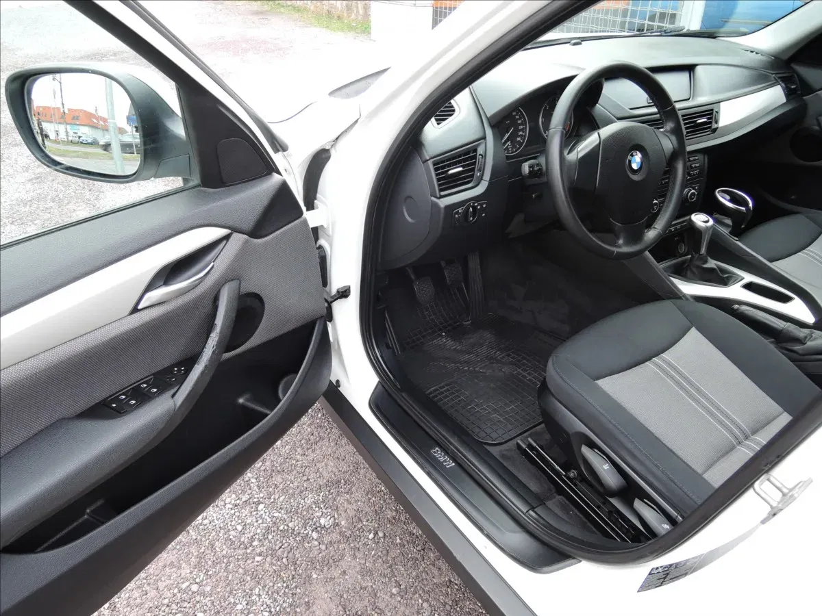 BMW X1 - Náhled 8
