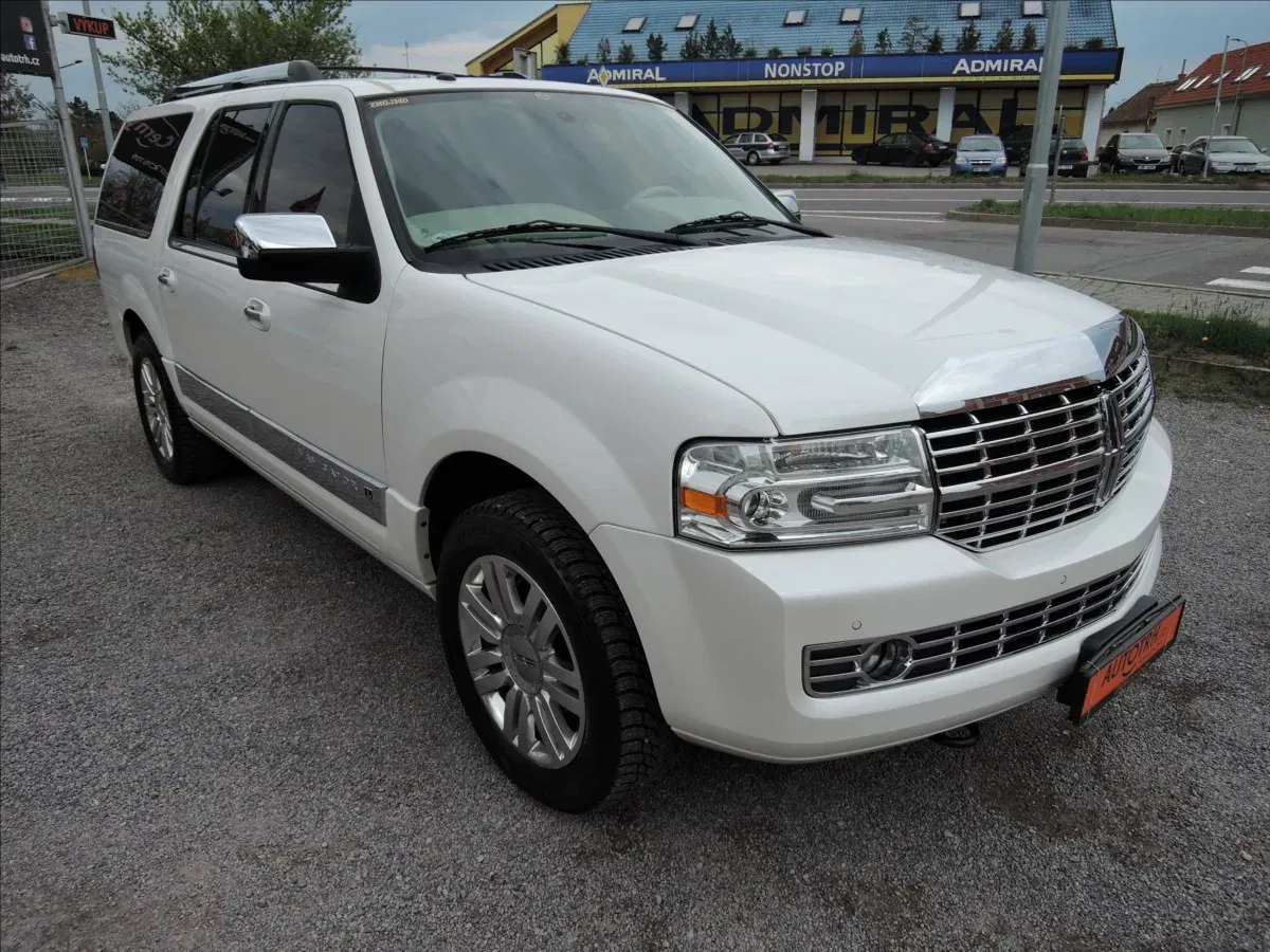 Lincoln Navigator - Náhled 2