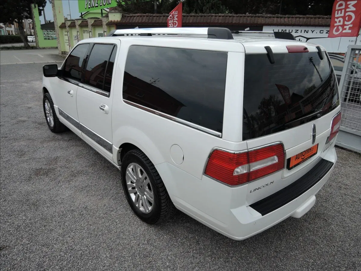 Lincoln Navigator - Náhled 7