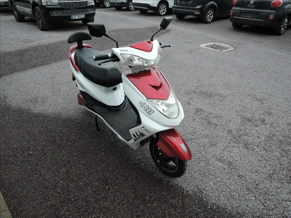 Motorro 0,0 1200W 60V Nové baterie  Slane TS16 - Náhled 3