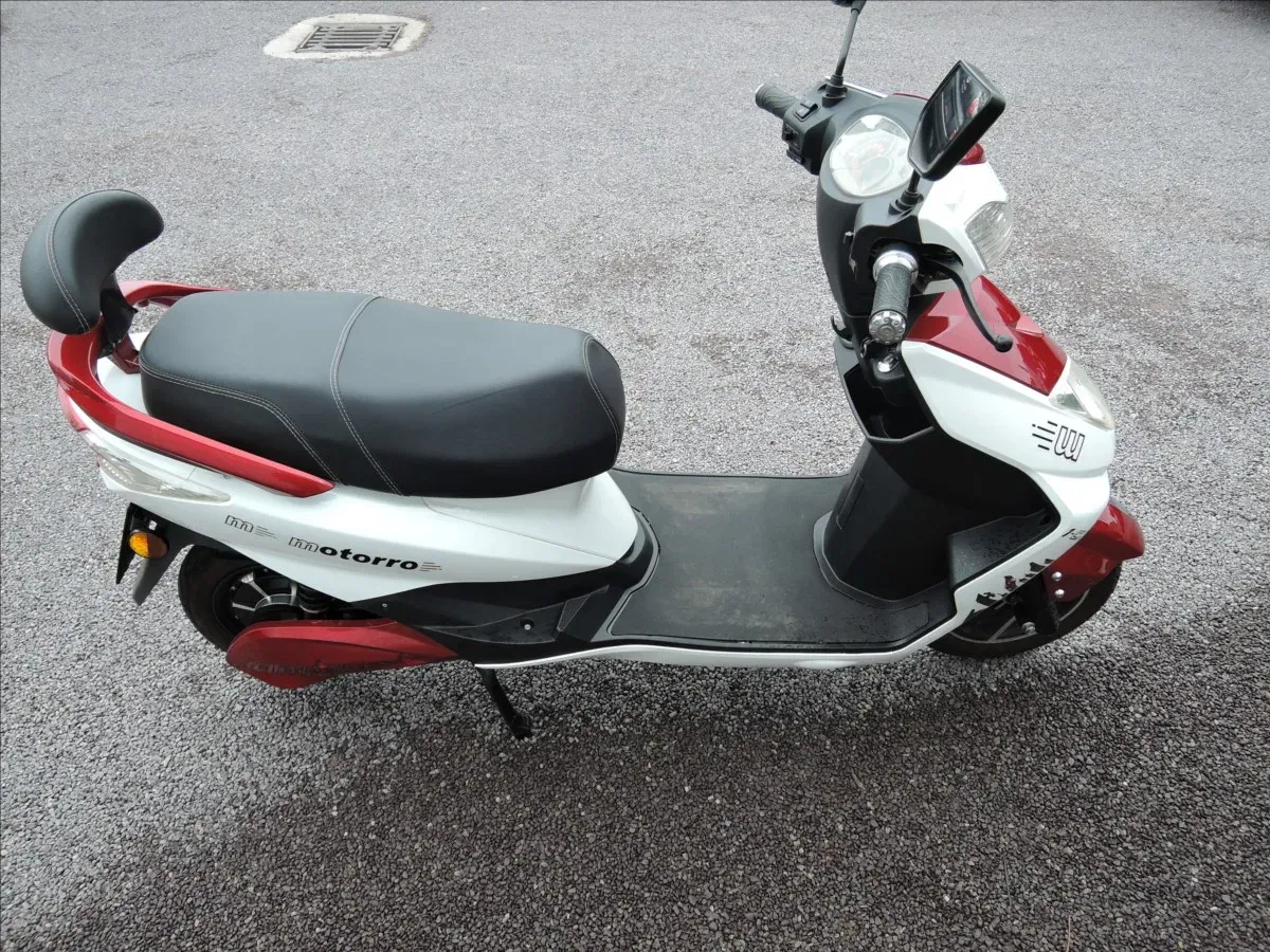 Motorro 0,0 1200W 60V Nové baterie  Slane TS16 - Náhled 4