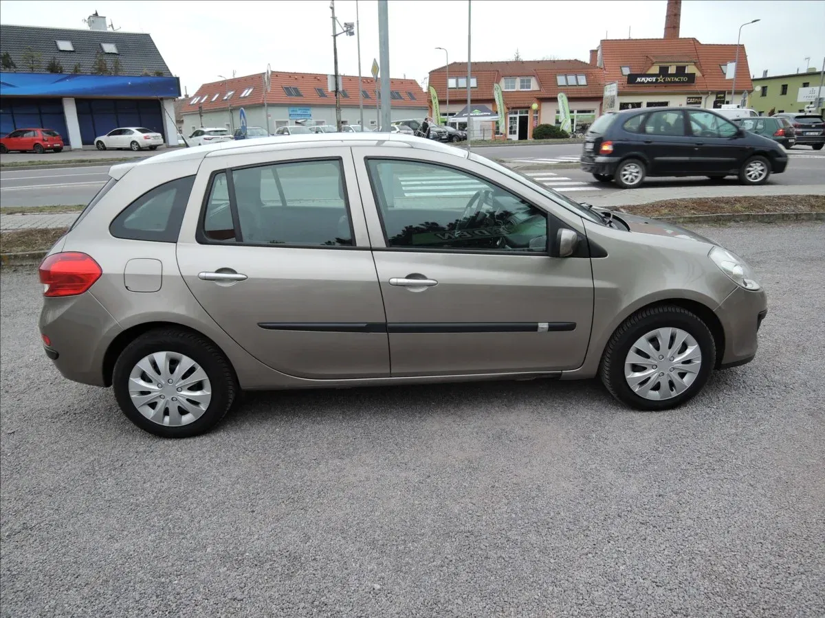 Renault Clio - Náhled 4