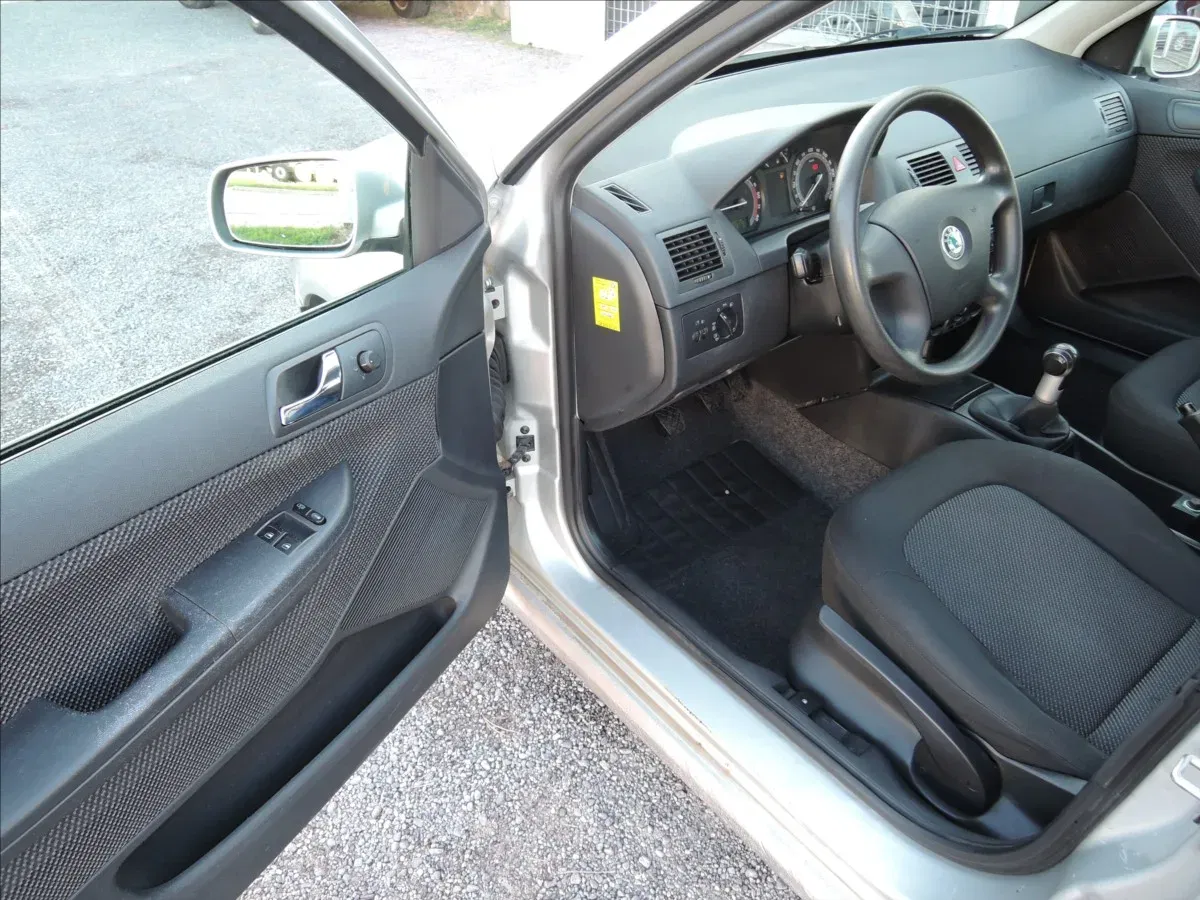 Škoda Fabia - Náhled 8
