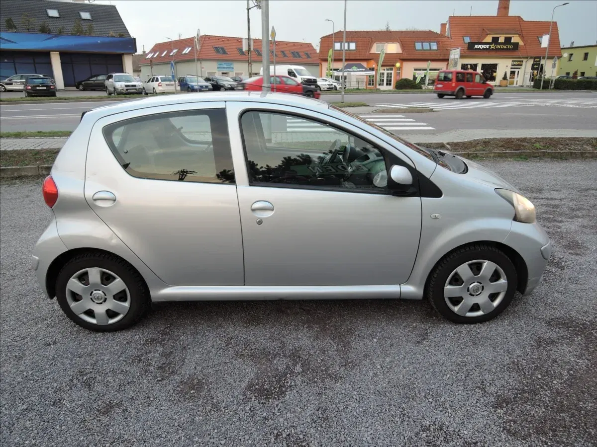 Toyota Aygo - Náhled 4