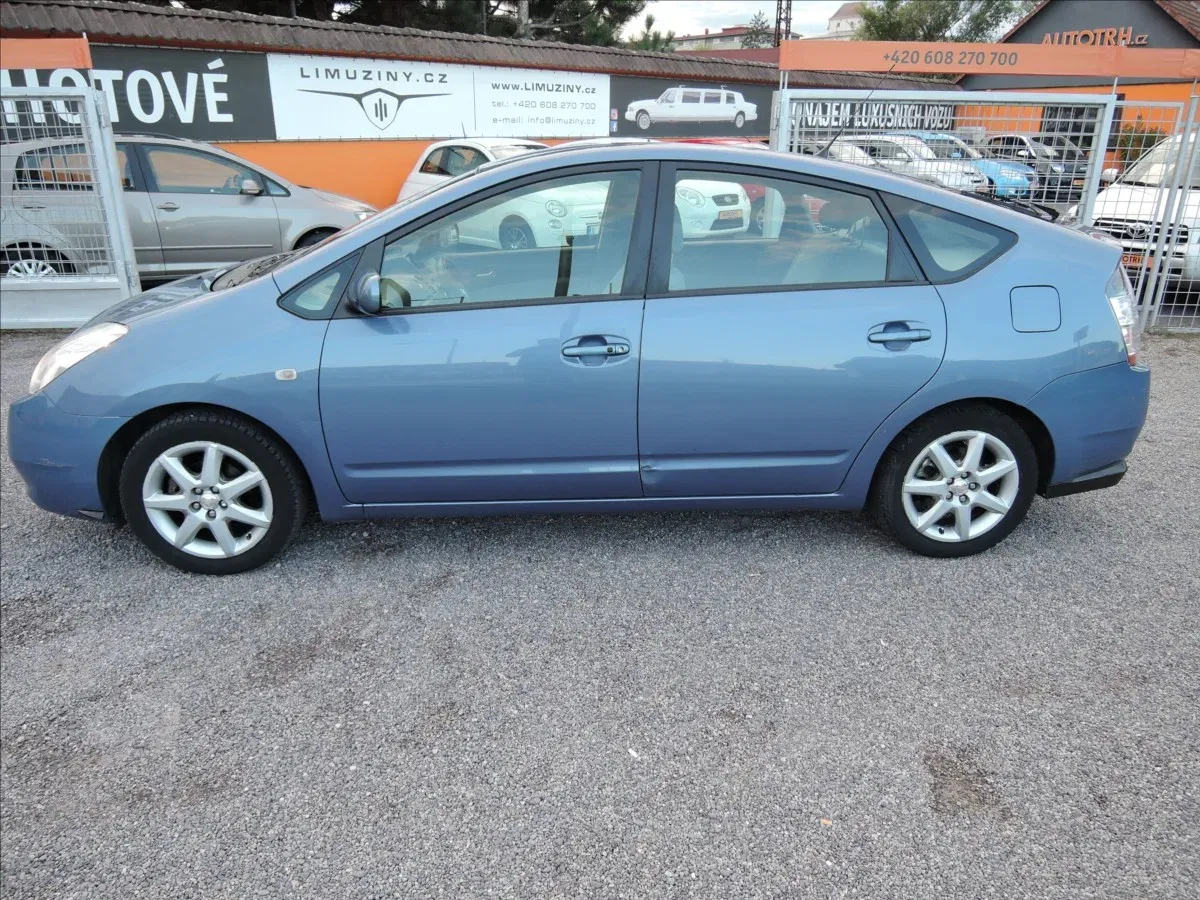 Toyota Prius - Náhled 4