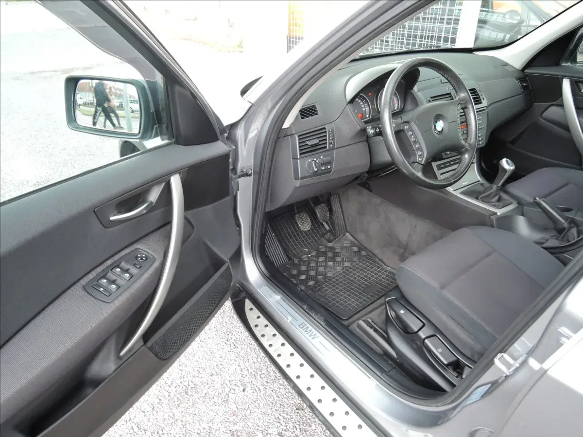 BMW X3 - Náhled 7