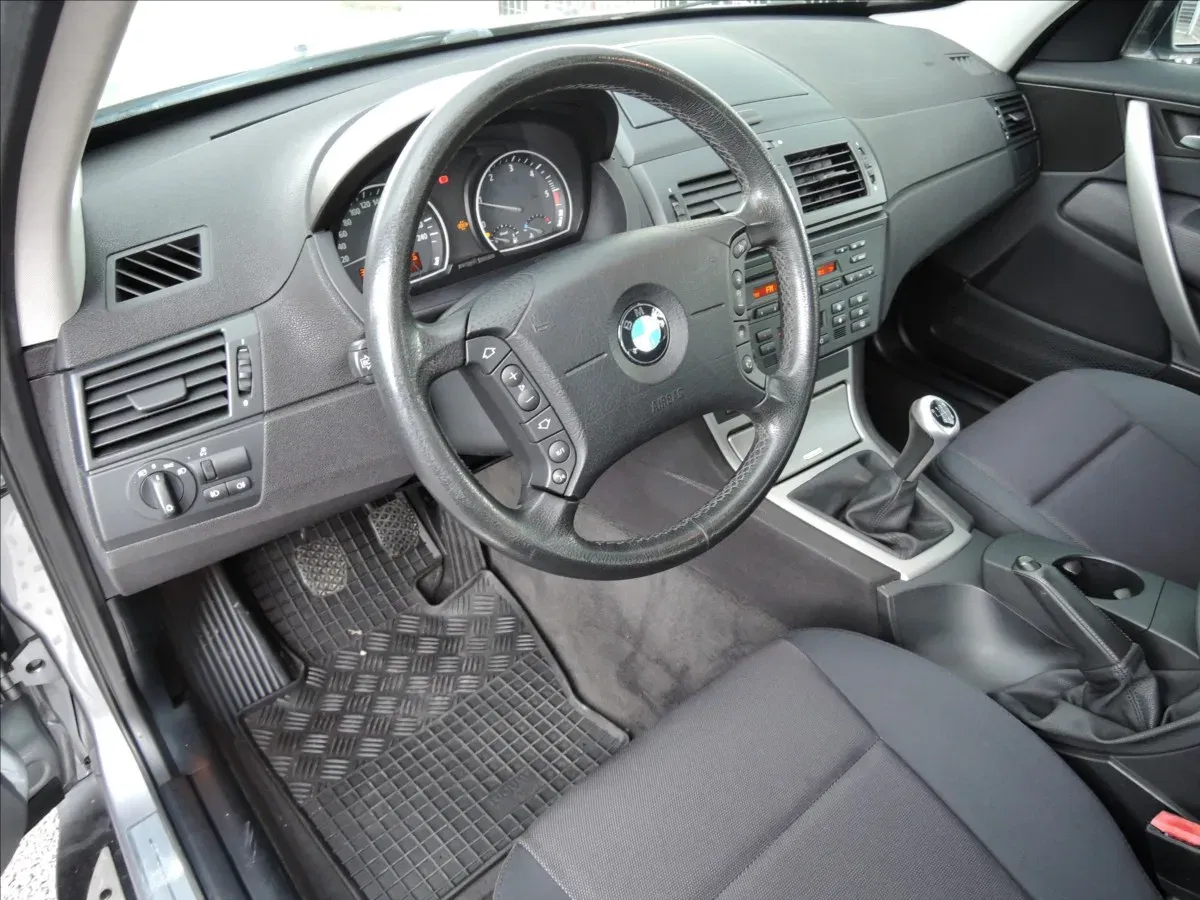 BMW X3 - Náhled 8