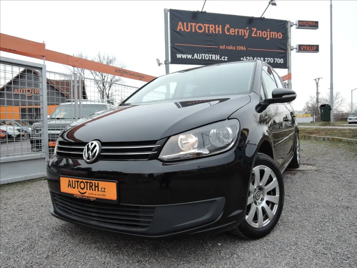 Volkswagen Touran 2,0 TDi DSG 7.míst Kůže, 2014