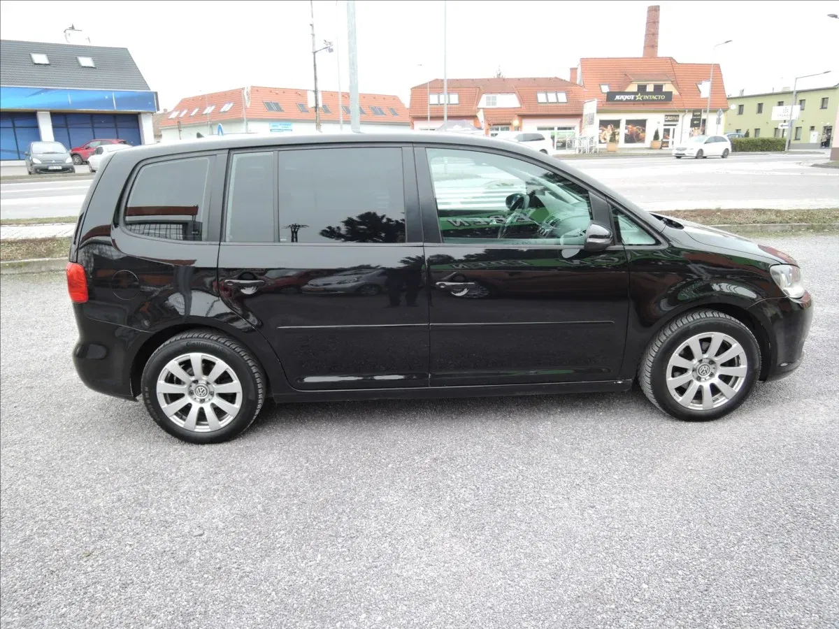 Volkswagen Touran - Náhled 5