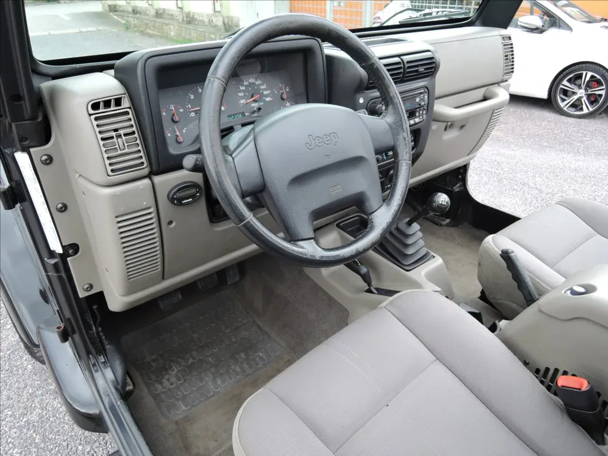 Jeep Wrangler - Náhled 8