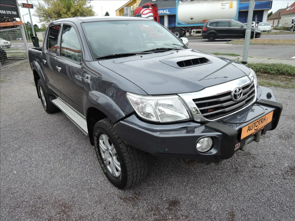 Toyota Hilux - Náhled 2
