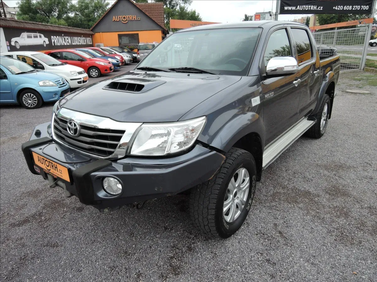 Toyota Hilux - Náhled 3