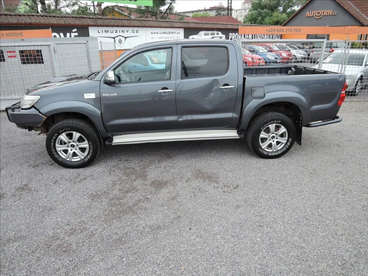 Toyota Hilux - Náhled 4
