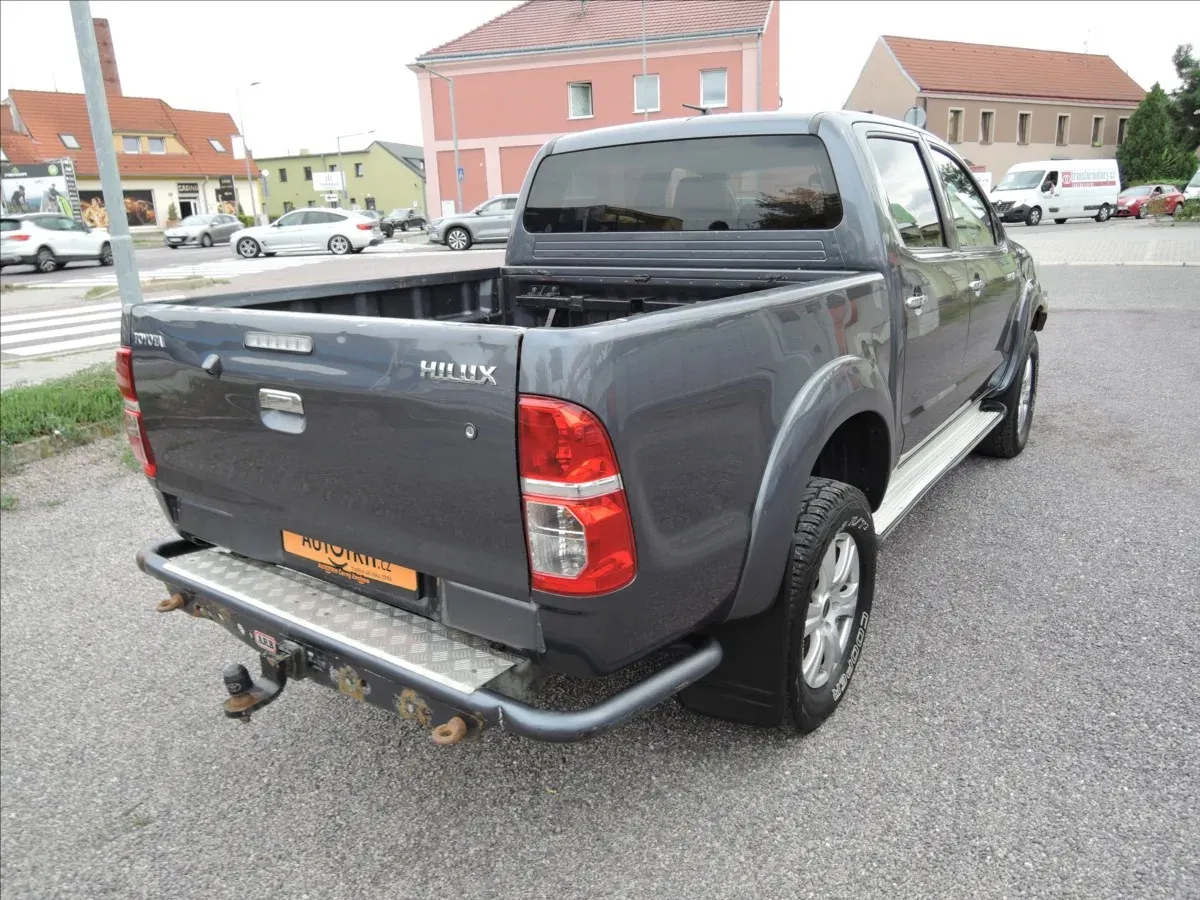 Toyota Hilux - Náhled 6
