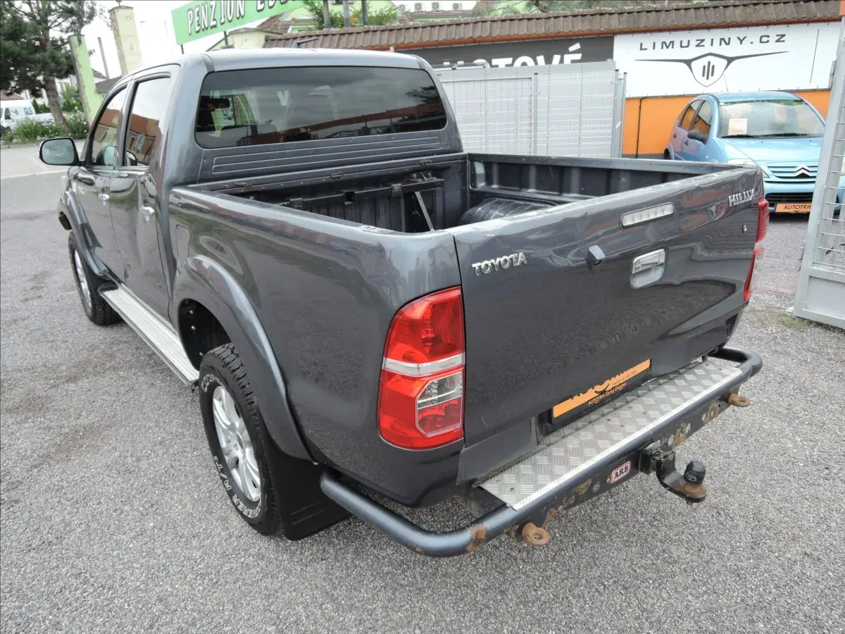 Toyota Hilux - Náhled 7