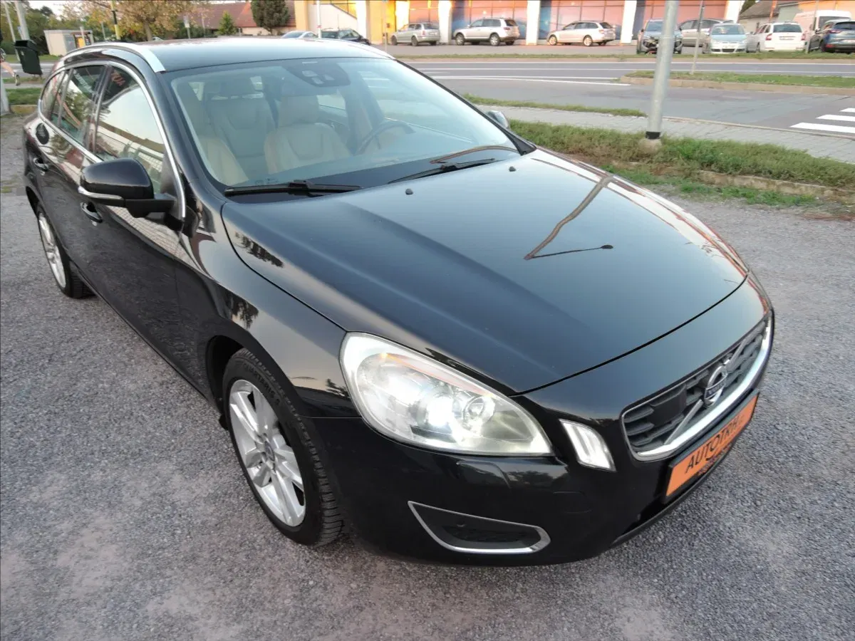 Volvo V60 - Náhled 2