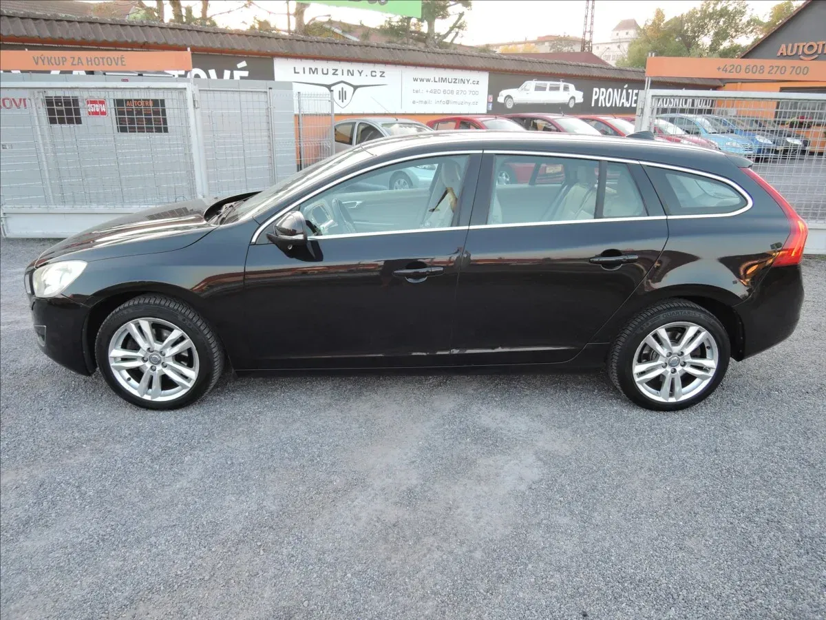 Volvo V60 - Náhled 4