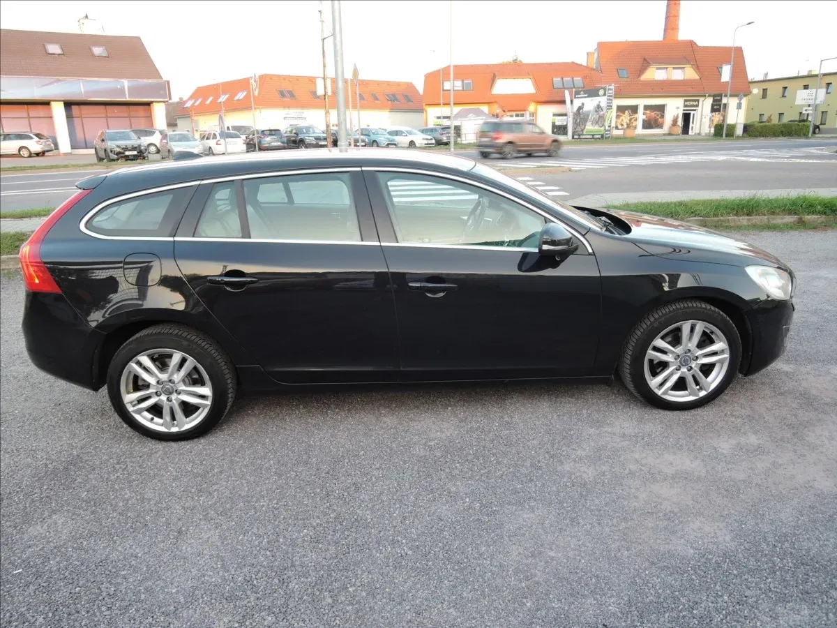 Volvo V60 - Náhled 5