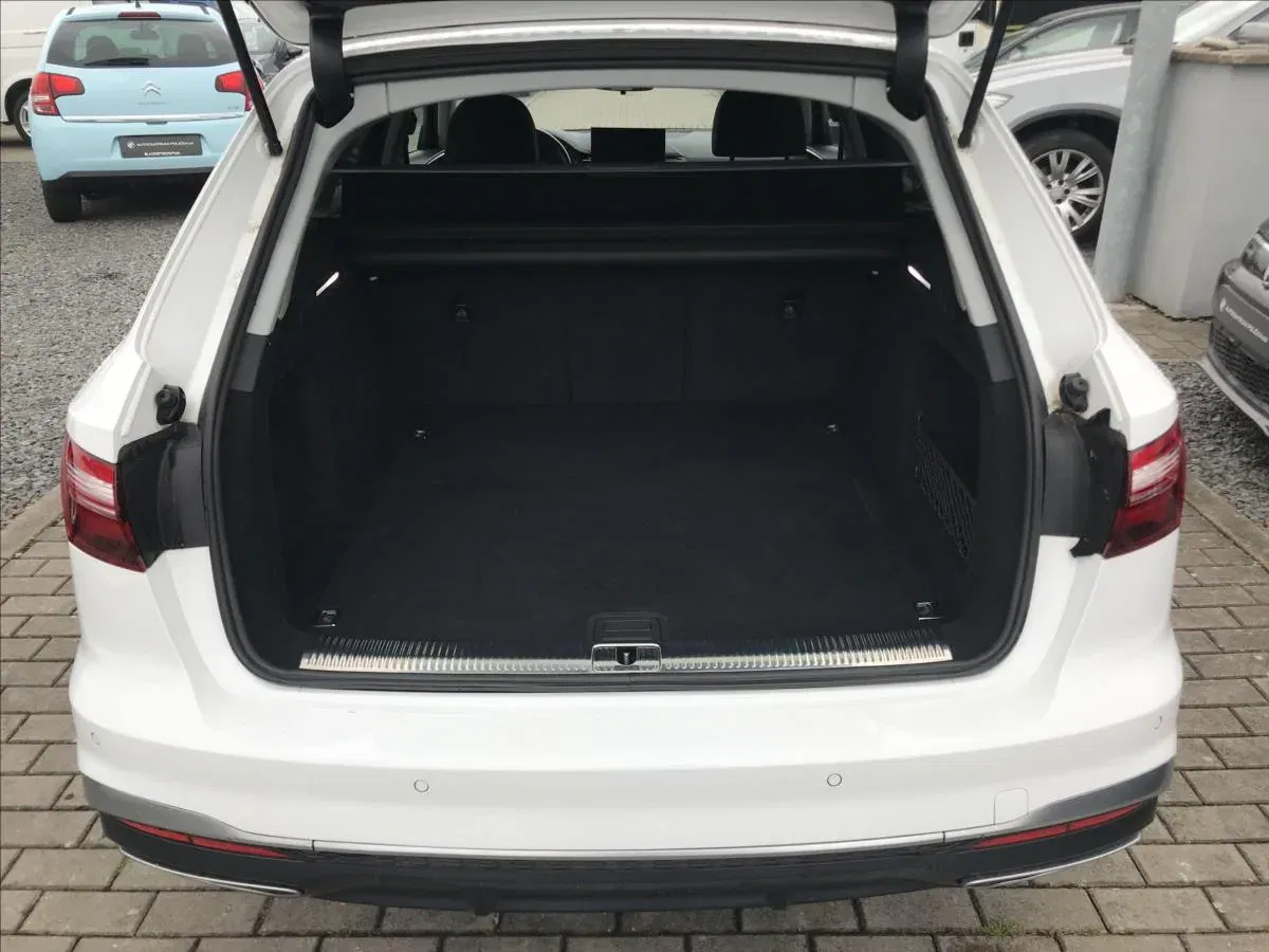 Audi A4 - Náhled 7
