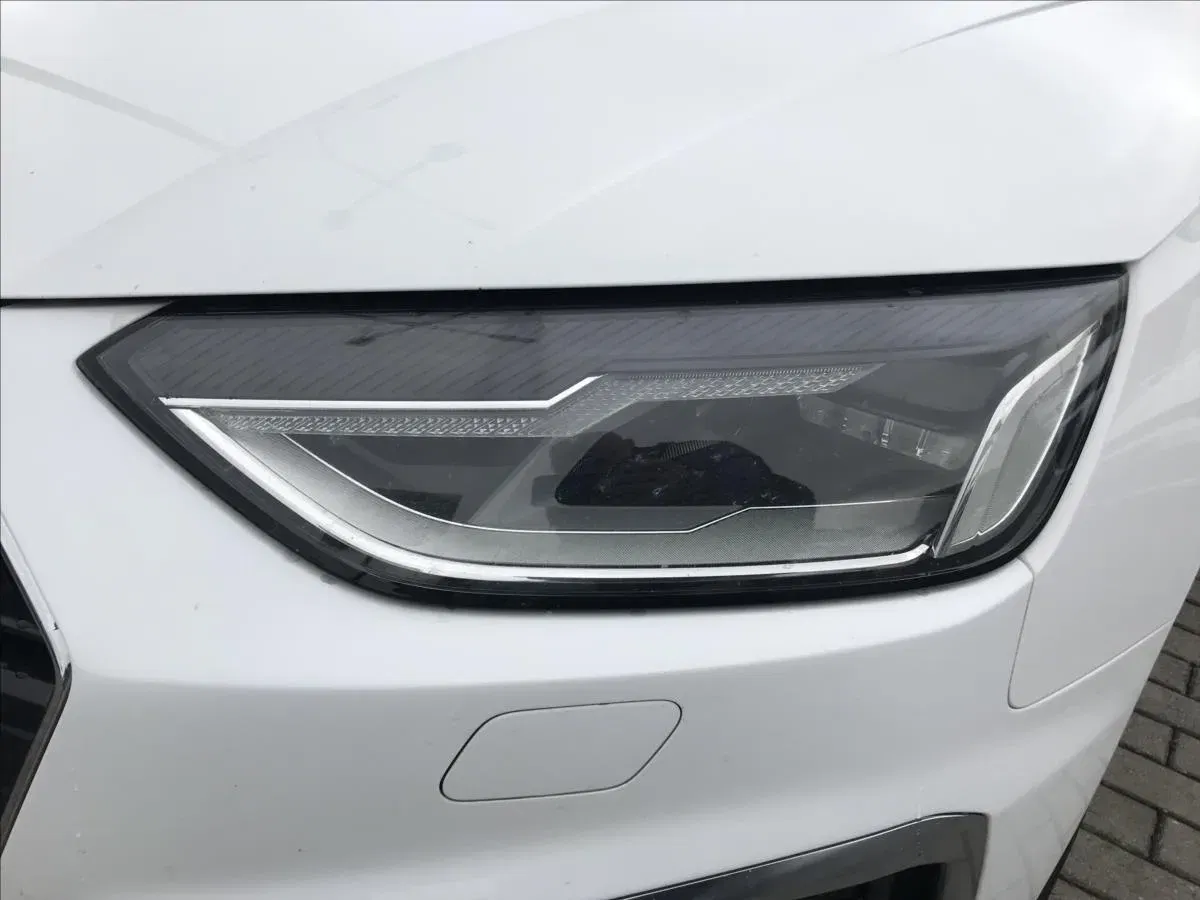 Audi A4 - Náhled 8