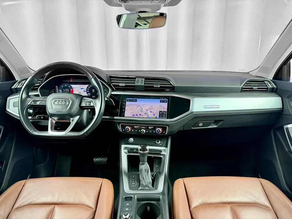 Audi Q3 - Náhled 8
