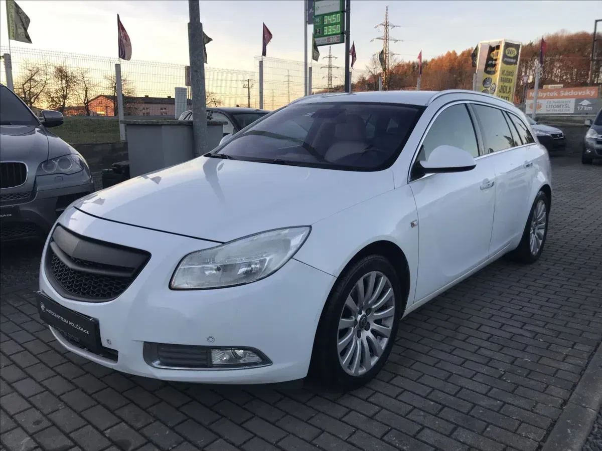 Opel Insignia - Obrázek 1