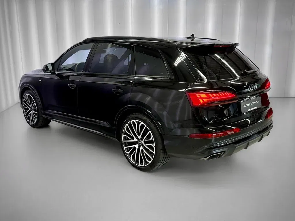 Audi Q7 - Náhled 4