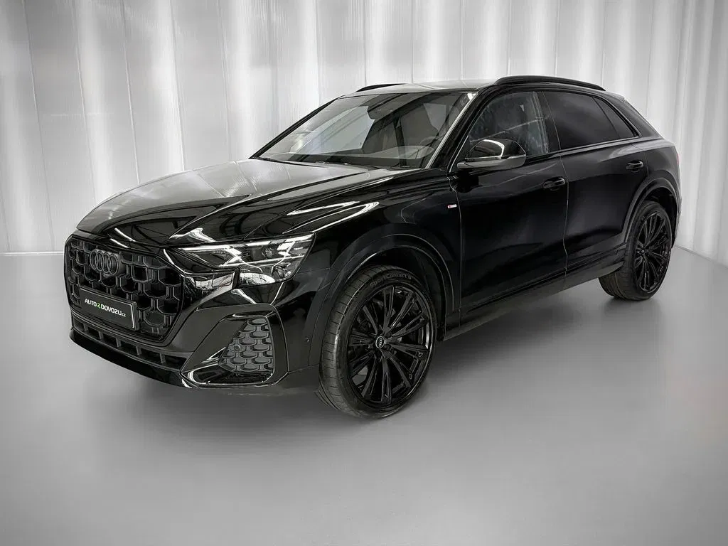 Audi Q8 - Obrázek 1