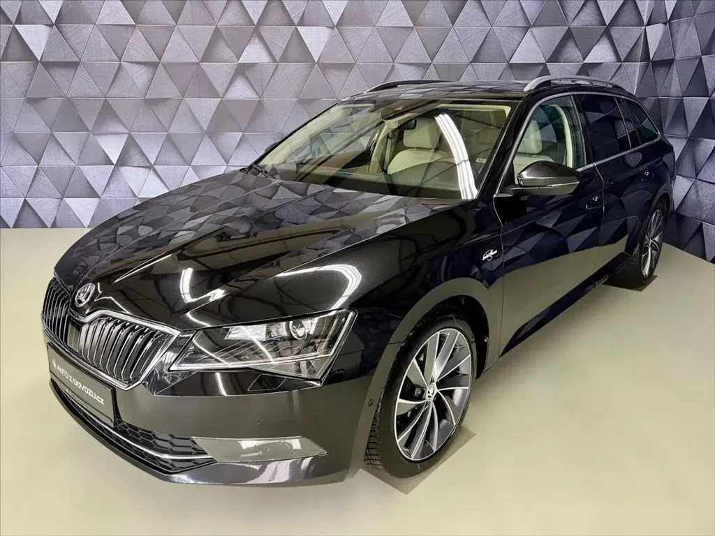 Škoda Superb - Obrázek 1