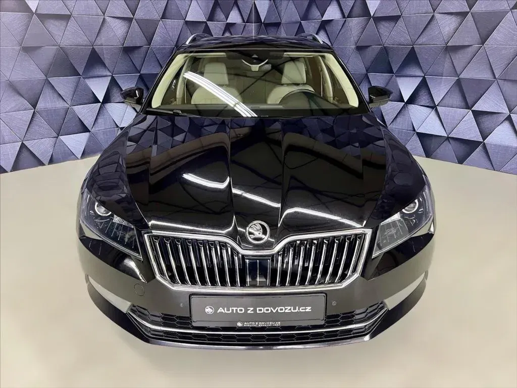 Škoda Superb - Náhled 3