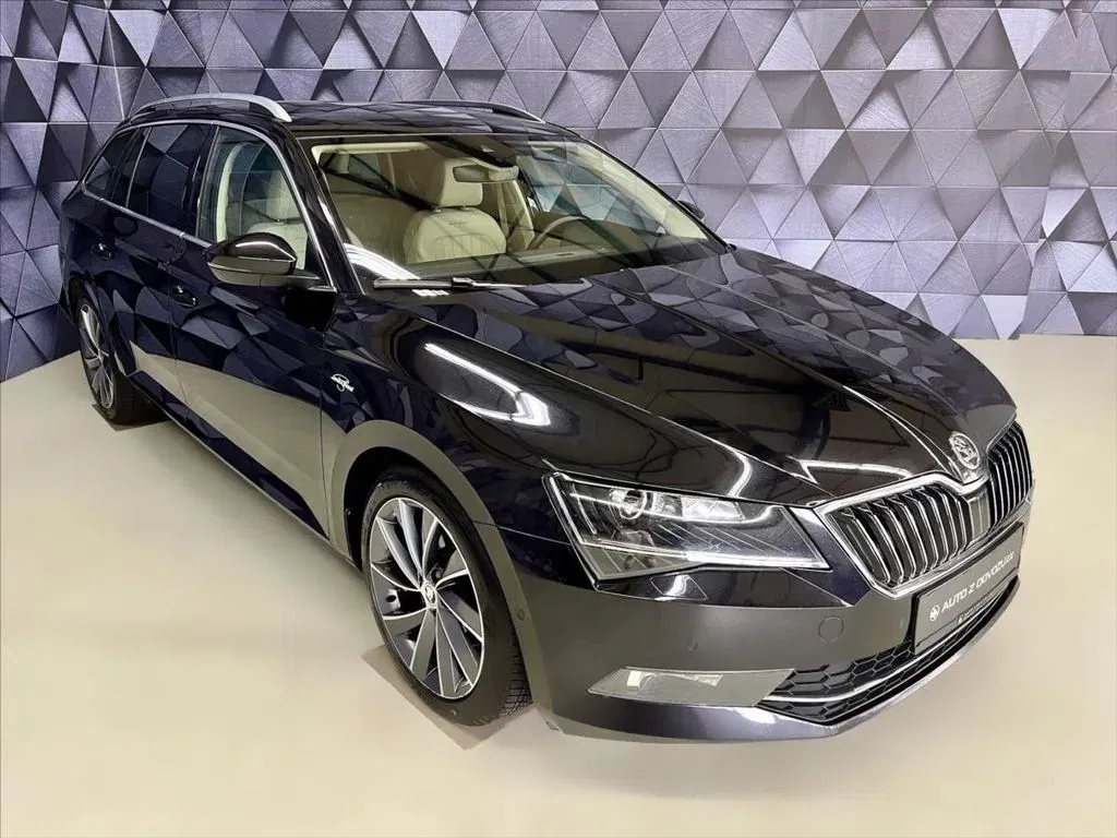 Škoda Superb - Náhled 4
