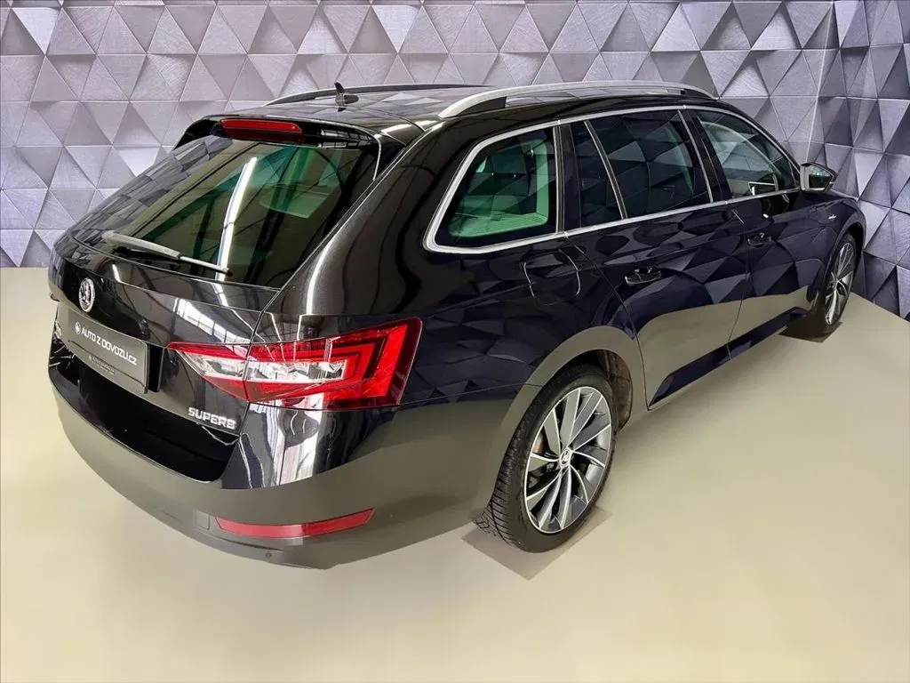 Škoda Superb - Náhled 7