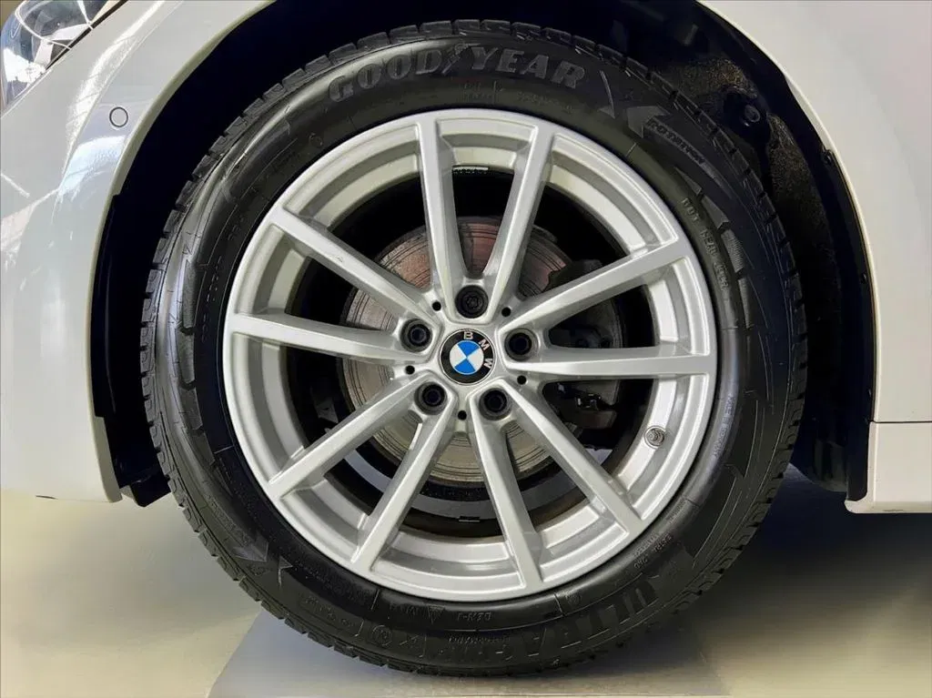 BMW Řada 3 - Náhled 8