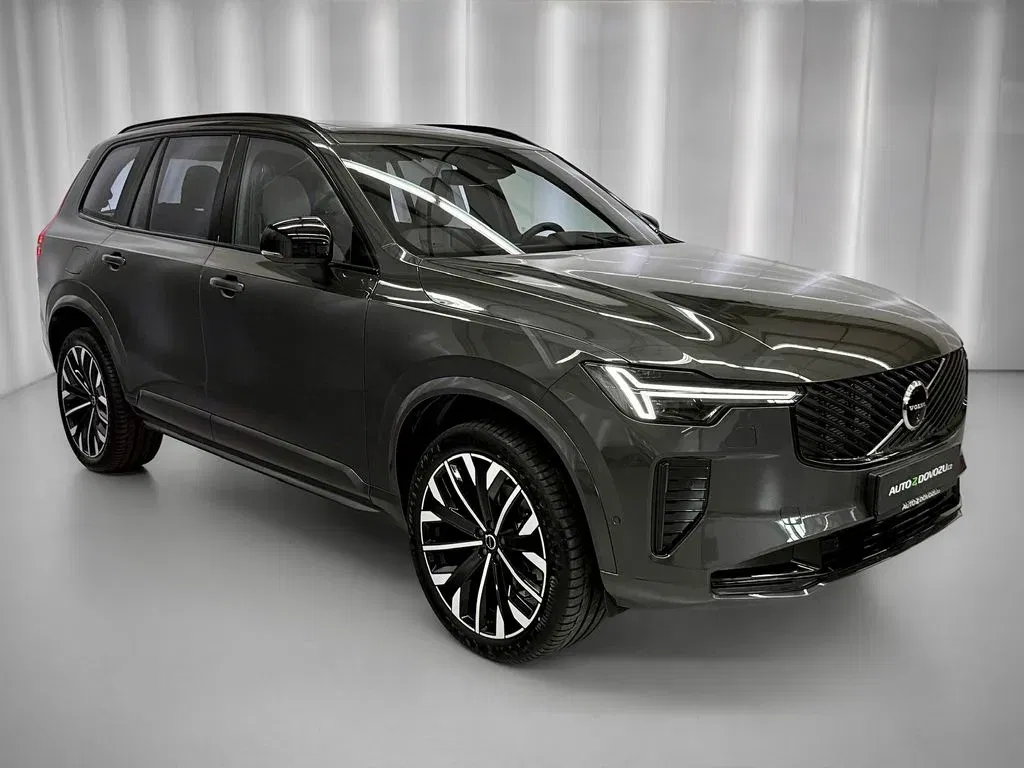 Volvo XC90 - Náhled 3