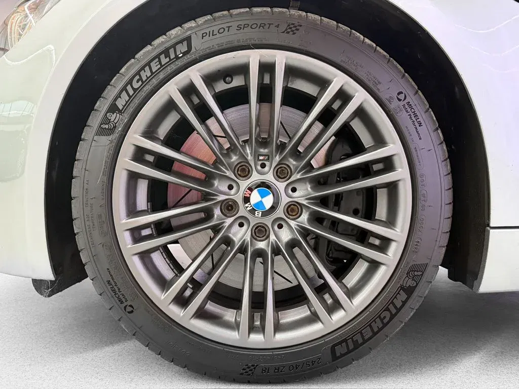 BMW M3 - Náhled 8