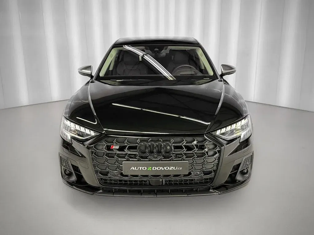 Audi S8 - Náhled 2