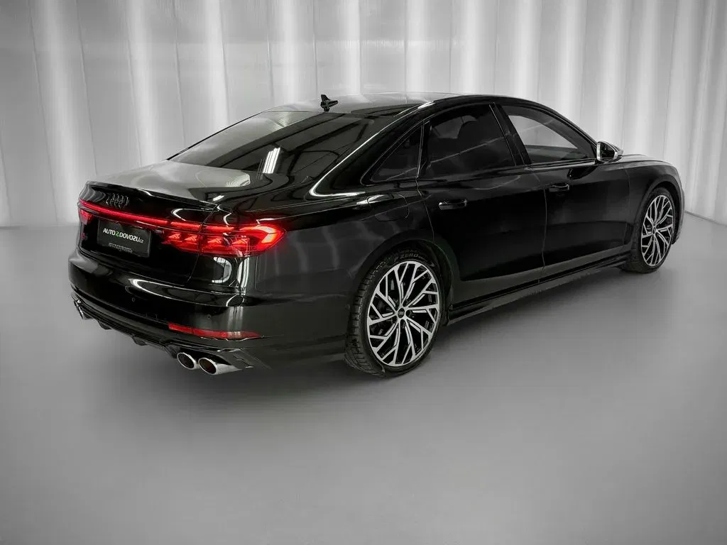Audi S8 - Náhled 6
