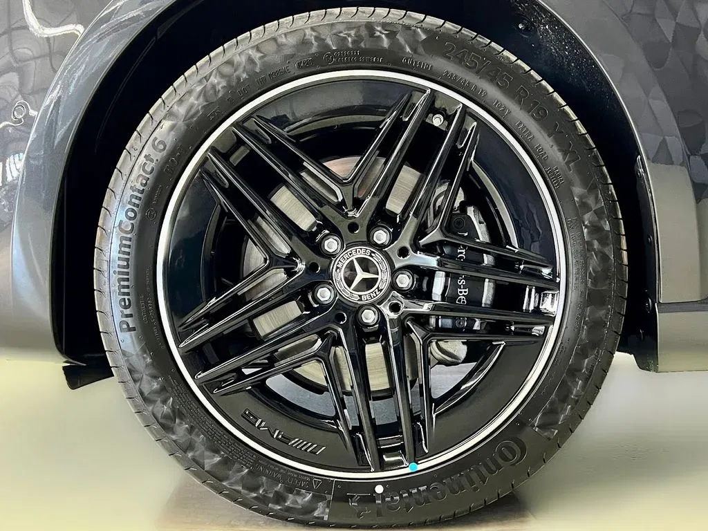 Mercedes-Benz Třídy V - Náhled 8